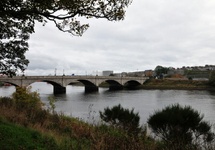 Rzeka Dee. Most Wiktorii