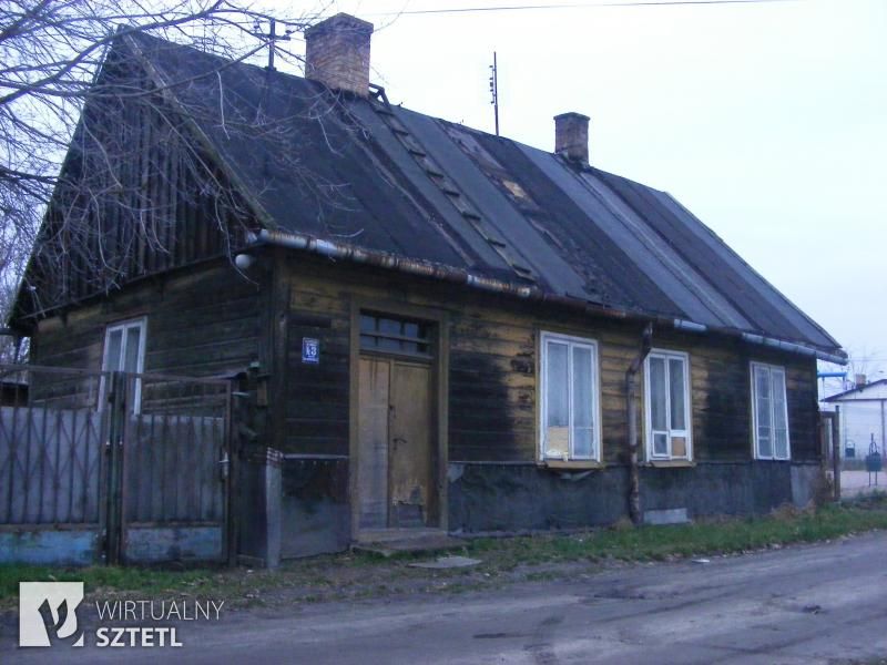 Dom Icka Lichtensztejna przy ulicy Koziej 3 w Konstancinie-Jeziornie. Zdjęcie z 2007 r. Budynek rozebrano w 2018 r. Fot. Wirtualny Sztetl