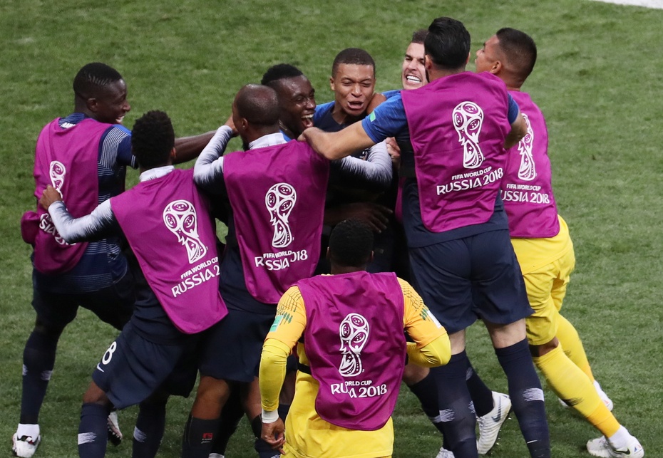 Francja cieszy się z drugiego mistrzostwa świata w historii. Fot. PAP/EPA