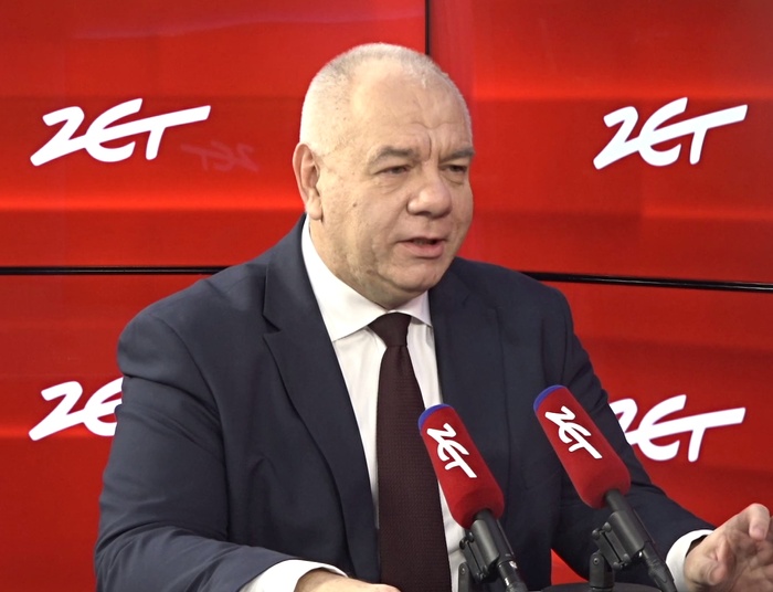 Sasin: KE prowadzi bardzo konsekwentną politykę walki z polskim rządem