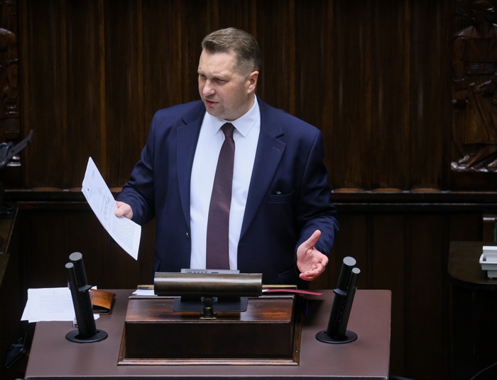 Opozycja chciała odwołać Czarnka. Gorąca debata w Sejmie