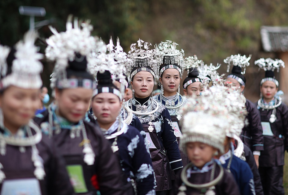 Mniejszość Miao świętuje Festiwal Chixin (吃新节; Chī xīn jié)