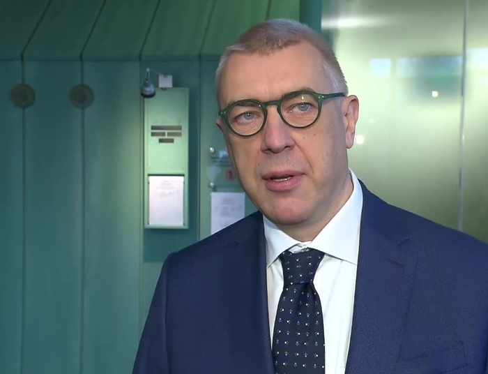 Mecenas Giertych , "cyngiel" Czuchnowski i inni