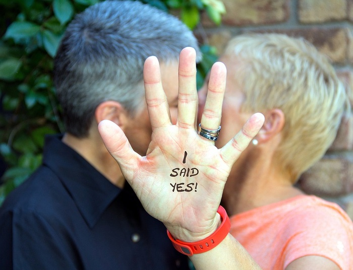 Czy działacz(ka) lewicy może tak zwyczajnie urodzić dziecko?