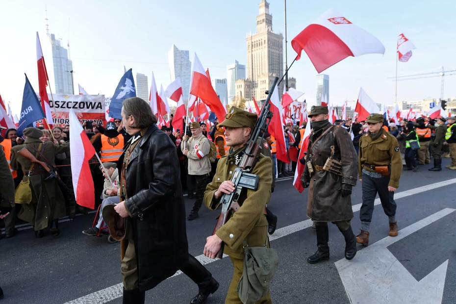 Marsz Niepodległości w centrum Warszawy. Fot. PAP