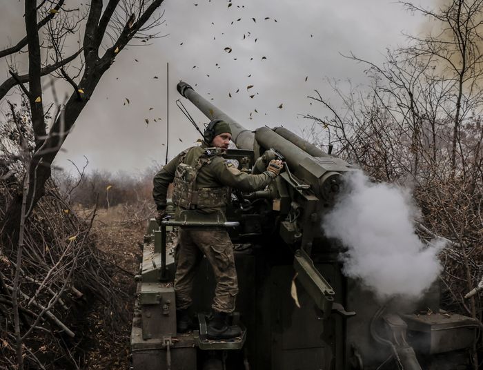 Zakazano jej w ponad 160 państwach. Biden dał Ukrainie potężną broń