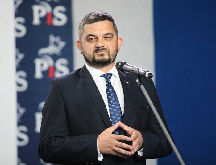 Sekretarz generalny PiS zapowiada wzmocnienie sił na granicy z Kaliningradem