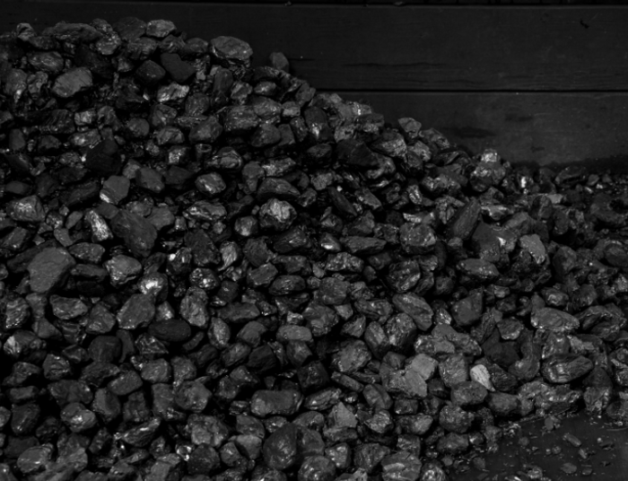 Ustawa o dystrybucji węgla. "Przeciw byli głównie prezydenci miast związani z PO"