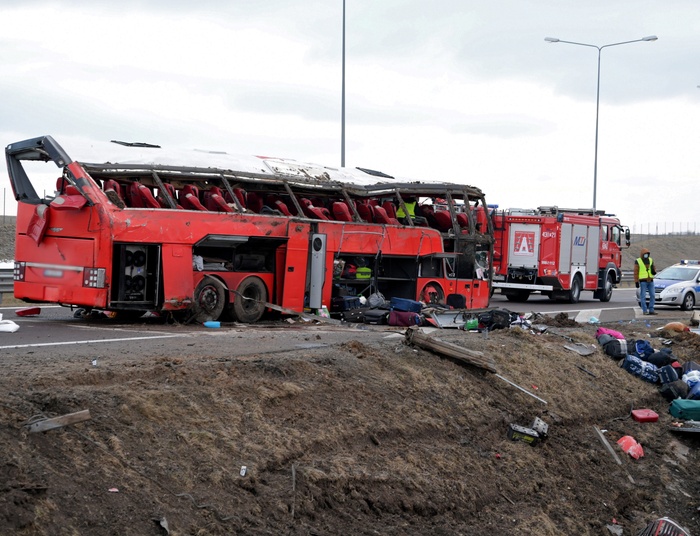Tragedia na A4 - zginęli pasażerowie ukraińskiego autobusu. Kondolencje od polityków