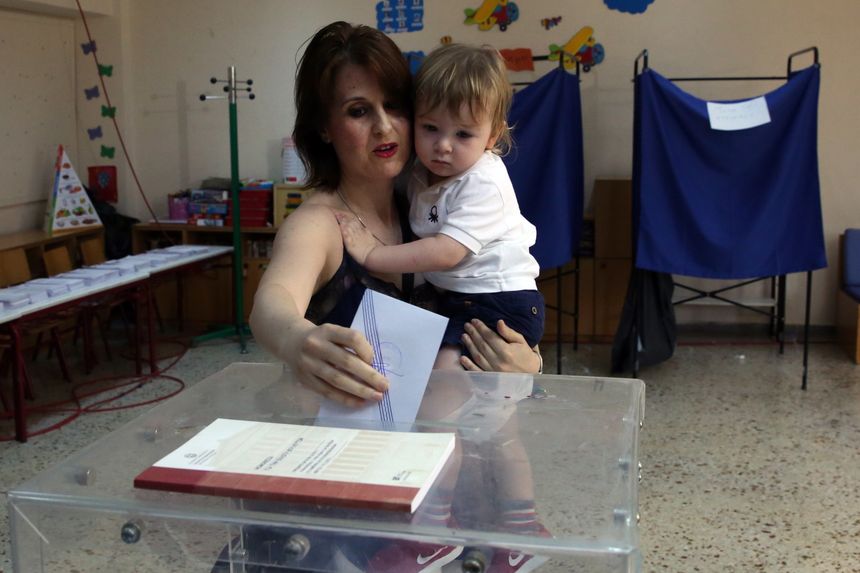 Wybory w Grecji. fot. PAP/EPA/ALEXANDROS VLACHOS