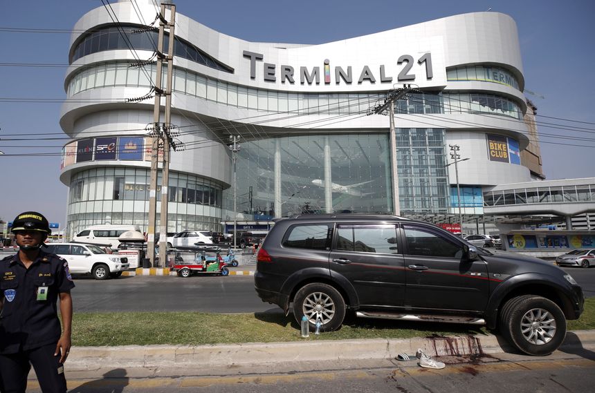 Zamach w centrum handlowym Terminal 21 w Tajlandii