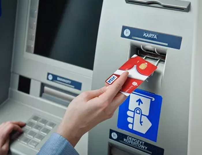 Klienci największego polskiego banku zagrożeni. Wydano instrukcję postępowania