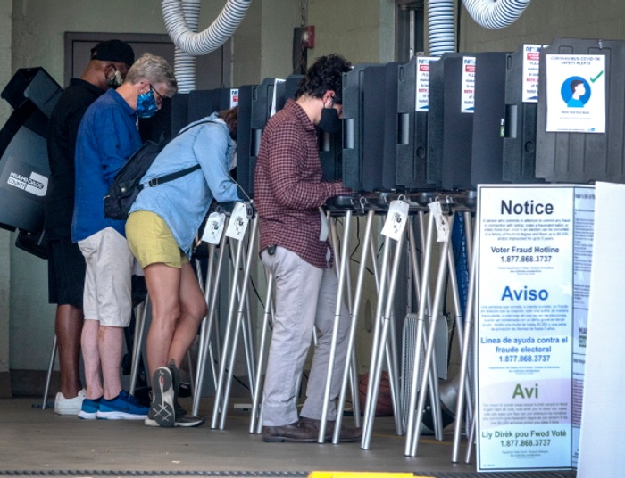 Przed wyborami w USA – pra-wybory na Florydzie