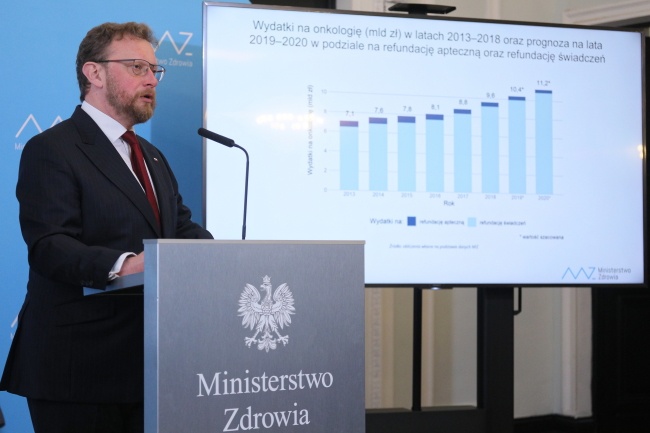 Ministerstwo Zdrowia zaprezentowało dane dotyczące wydatków na onkologię. fot. PAP/Paweł Supernak