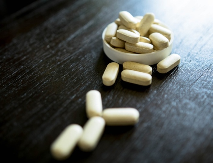 Witamina C - jak to jest z jej skutecznością? Witamina C lewoskrętna - czym się różni?