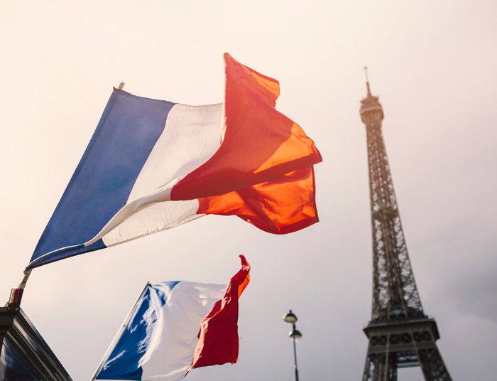 Francja w chaosie. Czy Macron poradzi sobie z kryzysem gospodarczym i wewnętrznym?