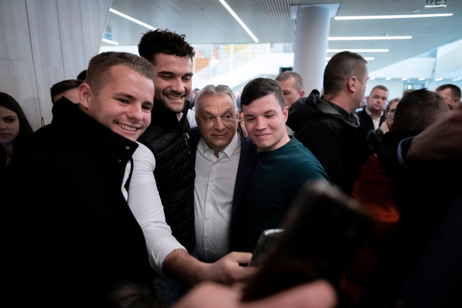 Viktor Orban ma powody do zadowolenia. Wygrał kolejne wybory. Fot. PAP/EPA