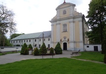 Kościół i były klasztor w Siennicy