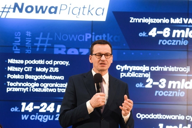 Premier Mateusz Morawiecki podczas konferencji prasowej "Mapa drogowa nowej piątki", fot. PAP/Piotr Nowak
