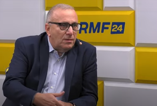 Grzegorz Schetyna u Roberta Mazurka w Porannej Rozmowie RMF FM. Screen: YouTube/RMF FM