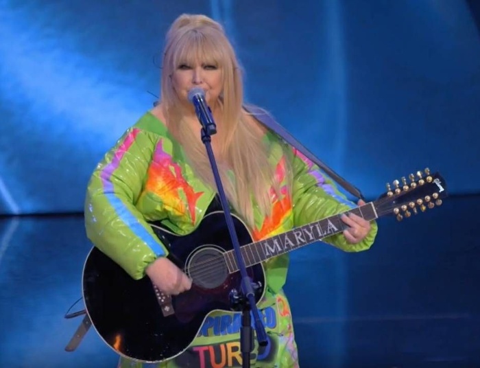 Kto musi emeryturę wypracować, a komu ona się należy?