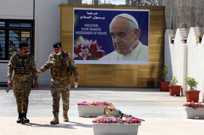 Papież Franciszek przyjedzie do Iraku. fot.PAP/EPA/AHMED JALIL