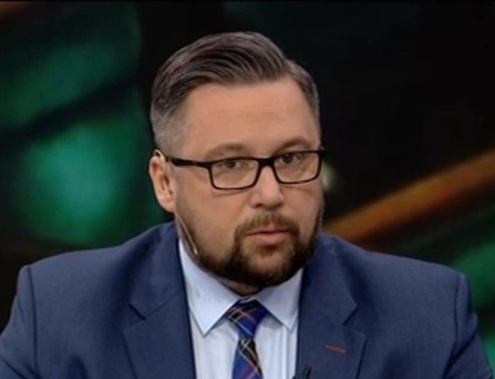 Jak utrzymać się za 9 tys. w Warszawie? Poseł Kulasek narzekał na zarobki w Sejmie