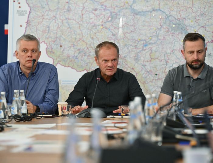 Polacy ocenili rząd za działania podczas powodzi. Zaskakujący sondaż