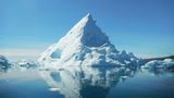 Góra lodowa na Grenlandii.