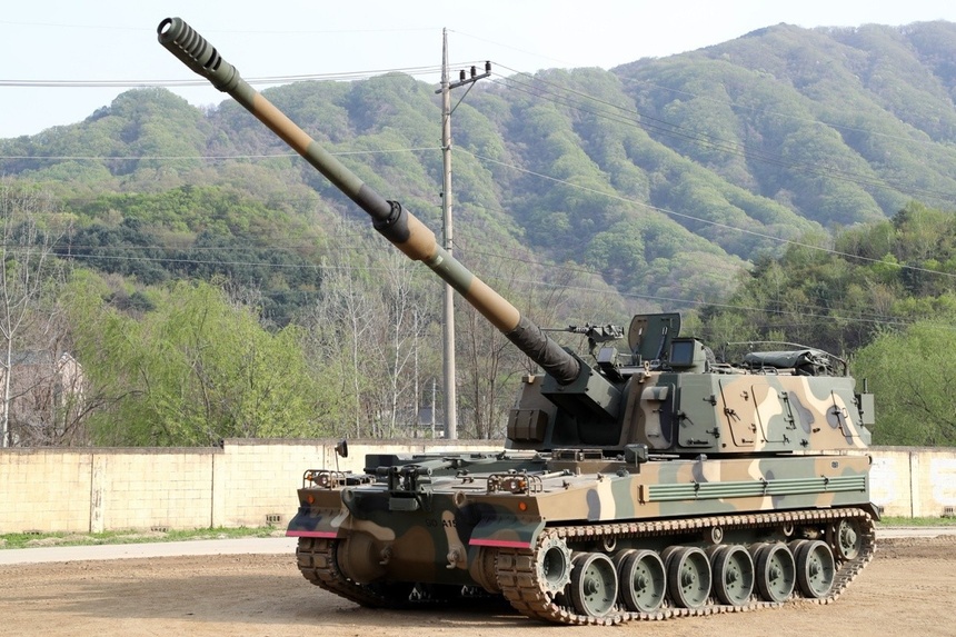Zakupy Koreańskie: czołgi, myśliwce, bewupy, haubice