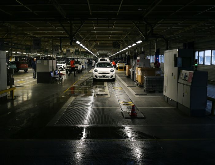 Gigant wstrzymuje produkcję w Europie. Problemy także w polskim zakładzie