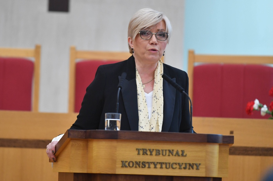 W piśmie sędziego TK do Julii Przyłębskiej podkreślono, że zgodnie z prawem, obecnie nie jest ona prezesem Trybunału, a jedynie sędzią, kierującą jego pracami. (fot. PAP)