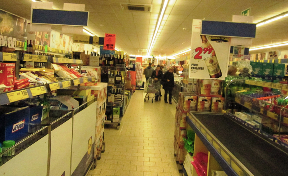 na zdjęciu: zakupy w supermarkecie (zdjęcie ilustracyjne) Henryk Borawski - praca własna, CC BY-SA 3.0