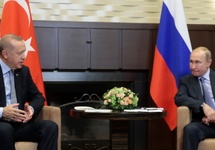Erdogan rozmawiał z Putinem ws. Syrii. fot. PAP/EPA