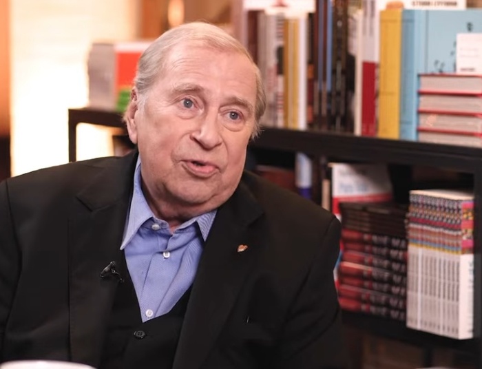 Mariusz Szczygieł przepytał Jerzego Stuhra. Aktor nie może zapomnieć feralnej kolizji