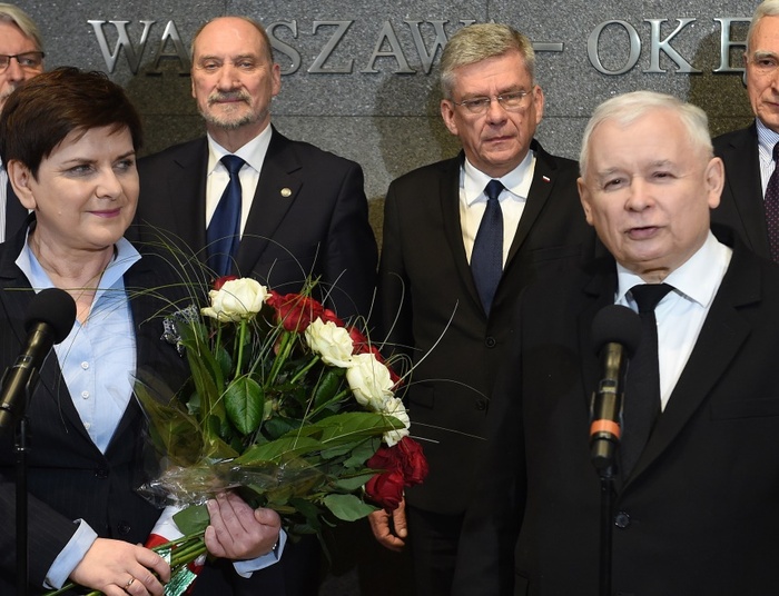 Było spotkanie premier Szydło z Kaczyńskim. Rekonstrukcja rządu coraz bliżej
