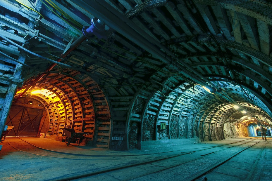 Korytarz w kopalni, zdjęcie ilustracyjne. Fot. Shutterstock
