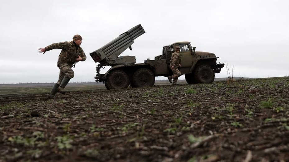 "The Times" donosi, że USA wyraziło nieoficjalną zgodą na ataki Ukraińców wymierzone w cele na terytorium Rosji. (fot. Twitter)