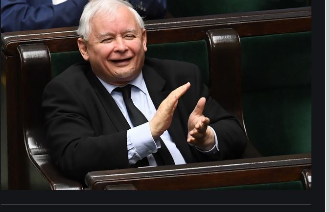 Czy Jarosław Kaczyński ponownie zagrał na nosie całej opozycji ?