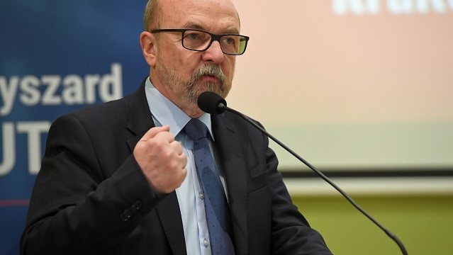 Prof. Ryszard Legutko: wrogów lewicy jest dziś znacznie więcej niż za komuny. Fot. PAP