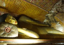 Śpiący Budda. Dambulla, Sri Lanka. Fot. Bogna Janke