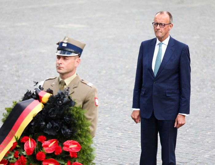 Lider niemieckiej opozycji lata rządowym samolotem. U nas odmawiano tego prezydentowi