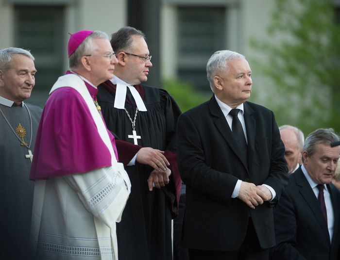 „Alians z PiS zohydził mi Kościół”. Znany aktor musi szukać Boga gdzie indziej