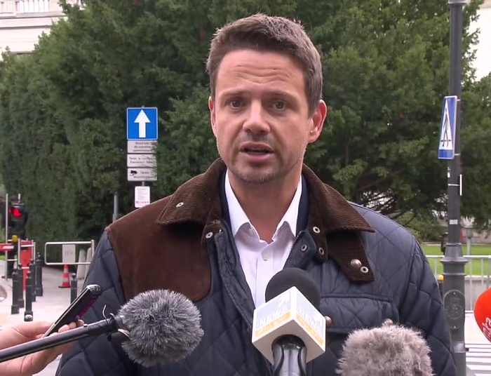 Polityka z niskim przebiegiem sprzedam