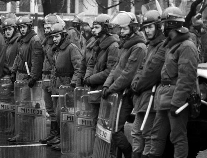 Wejdą.. nie wejdą... 13 grudnia, 32 lata temu