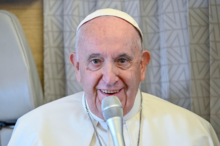 Papież Franciszek wzywa do pokoju. Fot. PAP/EPA