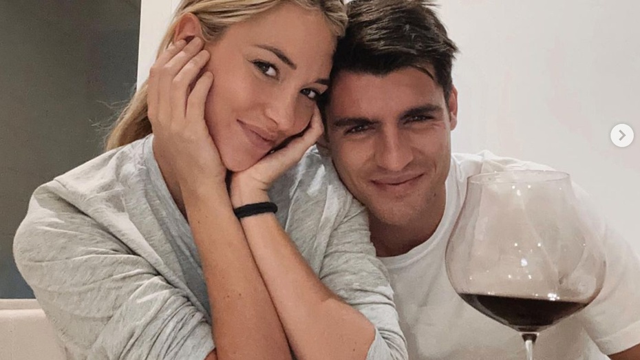 Żona hiszpańskiego piłkarza Alvato Moraty po porodzie trafiła na OIOM. (fot. Instagram/Alvaro Morata)