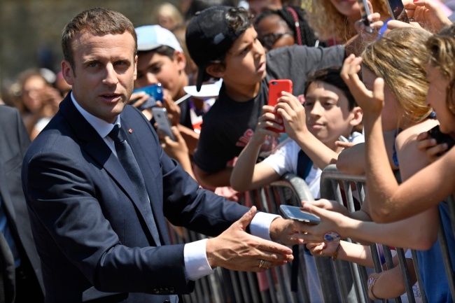 Emmanuel Macron. fot. PAP/EPA/BERTRAND GUAY / POOL
