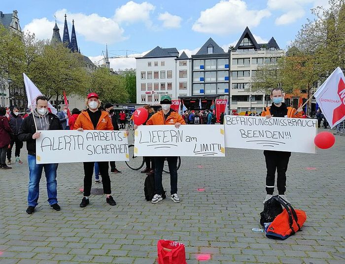 Czterysta trzynaście