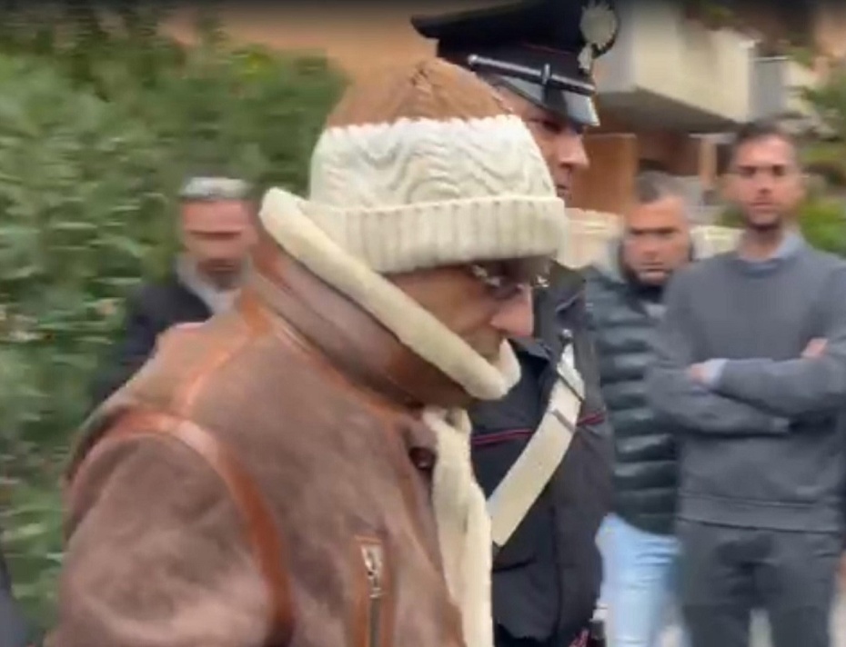 Włoskie służby ujęły bossa sycylijskiej mafii Matteo Messinę Denaro. PAP/EPA/CARABINIERI HANDOUT